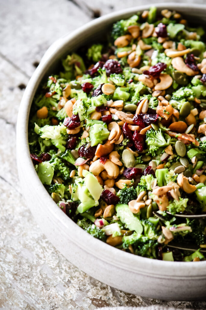 BROCCOLI BACON SALAD